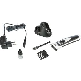 MAQUINA COM BATERIA PARA APARAR O PELO "SLIM TR500"