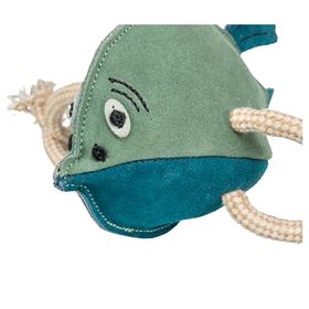 PEIXE EM PELE GENUINA E CORDA